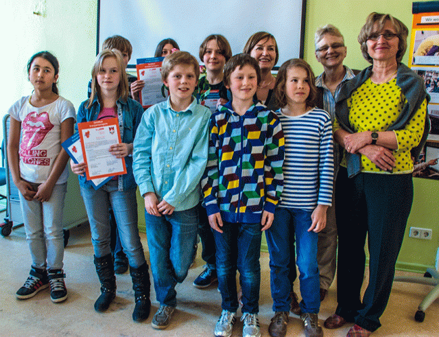 absolventen_gruppenbild01_web